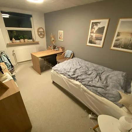 Parcelhus I Med 7 Sovepladser Villa